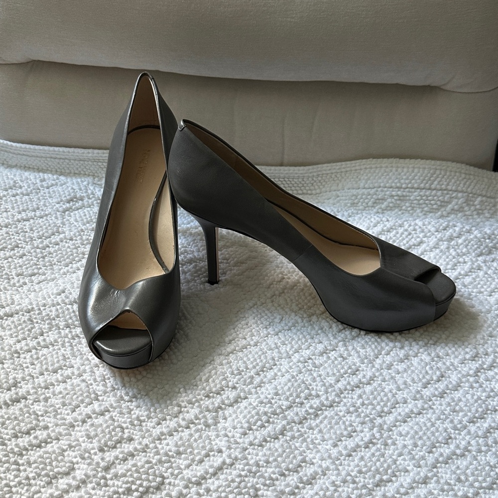 Nine West Gray Peep Toe Heels